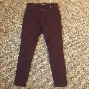 Old Navy “Rockstar” mid-rise maroon pant